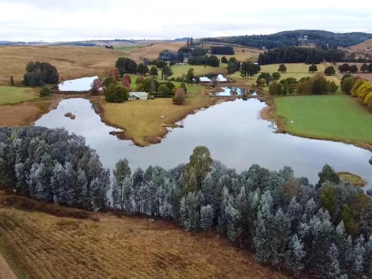 Stoneyhall Farm Accommodation Underberg Exterior foto