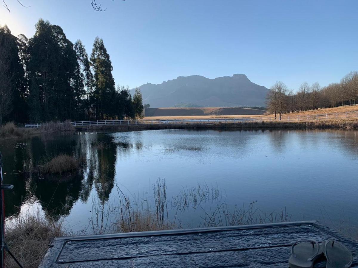 Stoneyhall Farm Accommodation Underberg Exterior foto