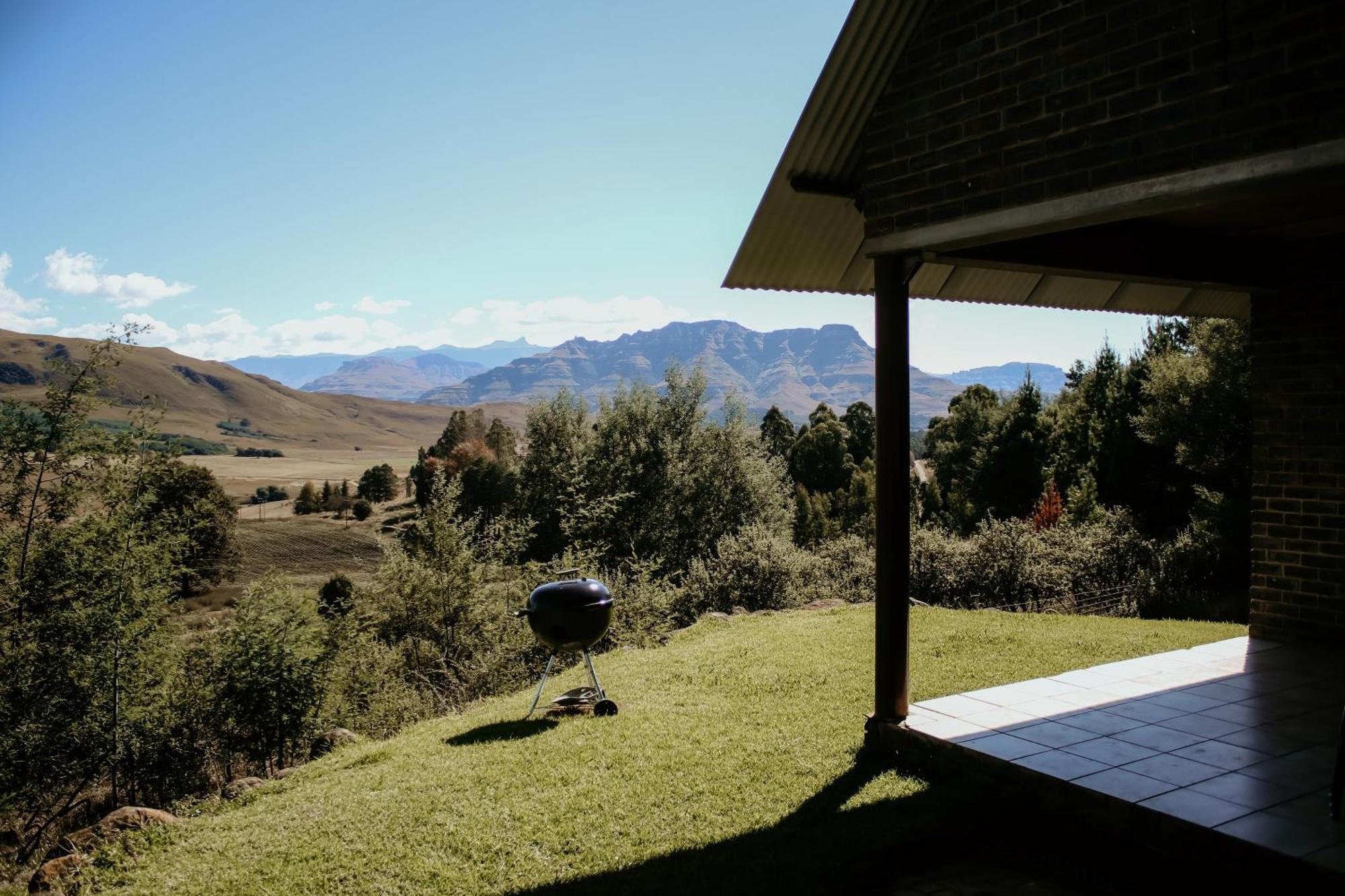 Stoneyhall Farm Accommodation Underberg Exterior foto